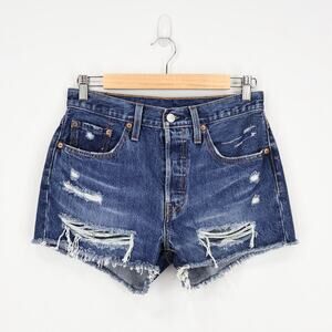 NWOT Women's Levi's 501 Button Fly Distressed Raw Hem Denim Short Size 27